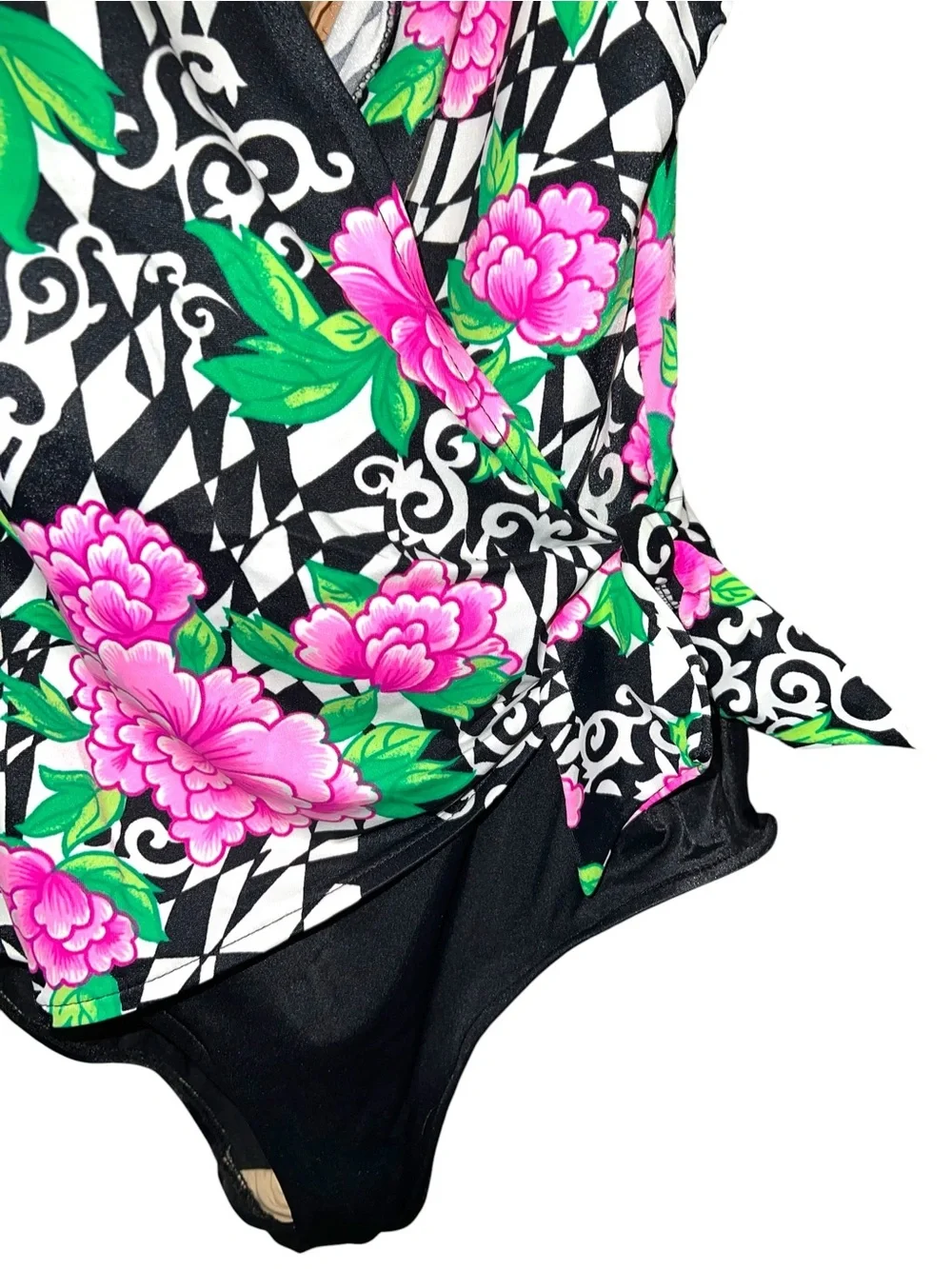 Catalina Pink & black Floral One-Piece Swimsuit vintage!